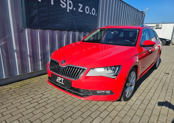 Skoda Superb cena 81057 przebieg: 198856, rok produkcji 2019 z Ruda Śląska małe 497